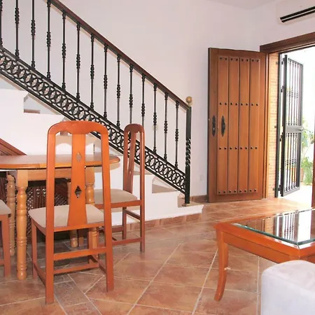 بيت للعطل Townhouse Centre Rdr164 *